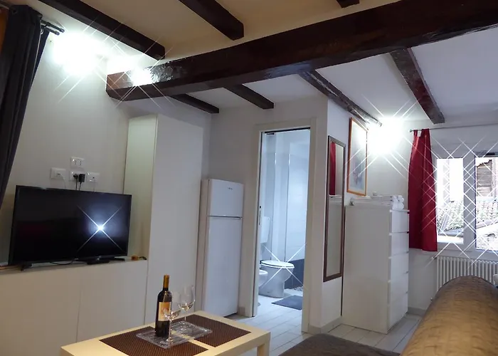 San Leonardo House *