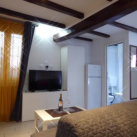 San Leonardo House Apartmán *