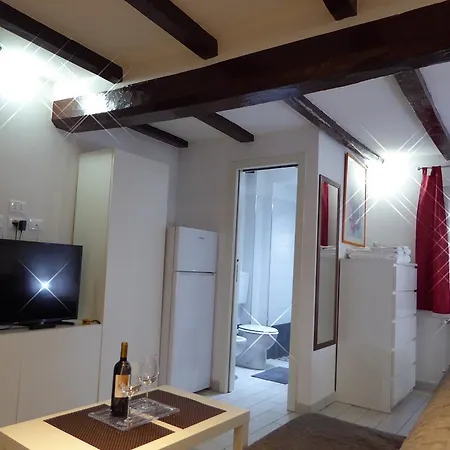 San Leonardo House *