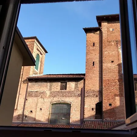 San Leonardo House
